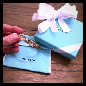 Tiffany & Co. Script Notes Bangle bracelet